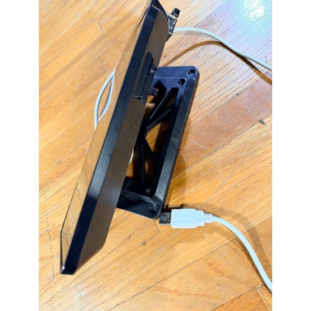 Raspberry Pi Computer with 7" Touchscreen & SmartiPi Touch Case Stand - Picture 7 of 9